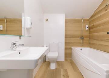Фото номера Люкс с 2 спальнями Отель Eco Hotel Zdravetz г. Tsar Kaloyan 4